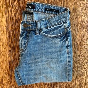Urban Outfitters BDG mid rise slim straight sz25